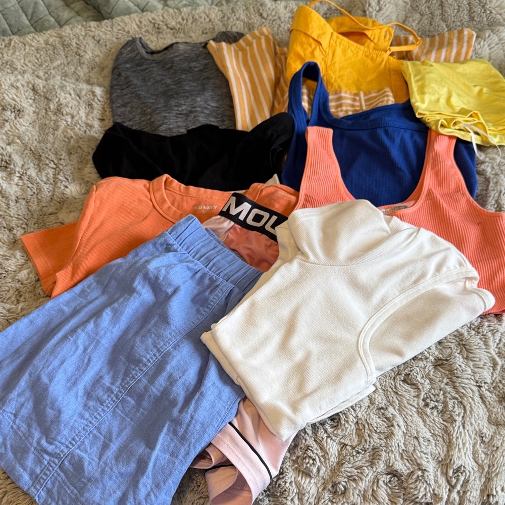 Resale S-M Bundle